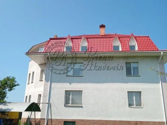 Продаж будинку площею 499 м2 в с. Святопетрівське Святопетровское