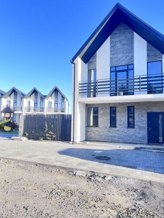 Святопетрівське Кутовий Таунхаус ділянка 3 сотки з докум. ЄОселя - фото 1