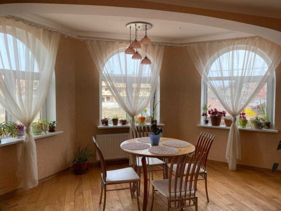 Будинок з ремонтом. Курортне місто Ворзель Ворзель