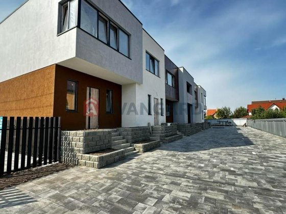 ГАРНА ЦІНА останній таунхаус, Гатне Гатное