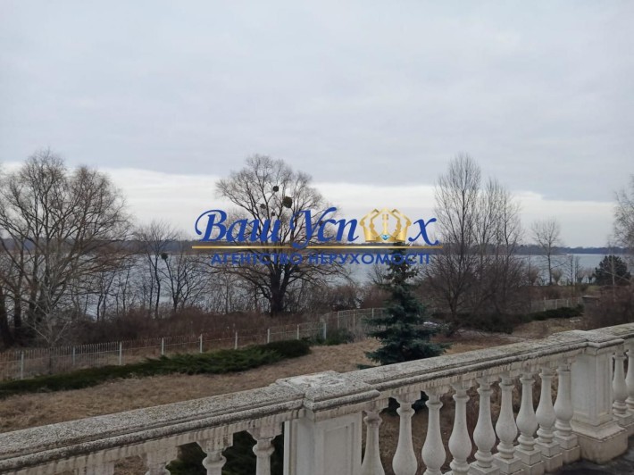 Продажа  дома  с выходом форватер Днепра. Конча-Заспа  дамба. - фото 1