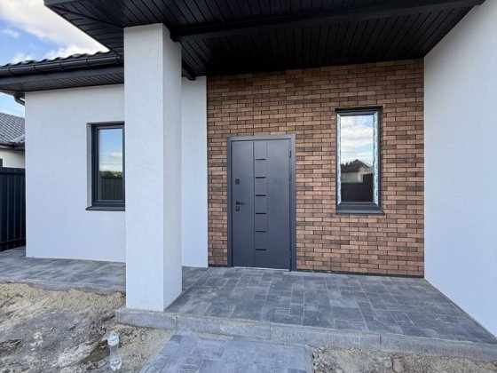 Продам одноповерховий дуплекс 79 м2, ГАЗ, простора ділянка Ворзель