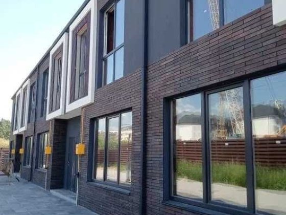 ПРОДАМ ТАУНХАУС за приємною ціною та зручним розташуванням Крюковщина