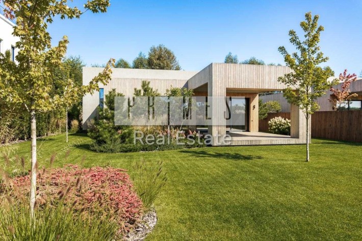 Продаж сучасного хай-тек будинку, Козин - фото 1