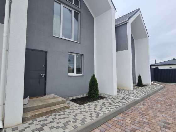 Від забудовника. Продам готовий таунхаус у селищі Святопетрівське. Святопетровское
