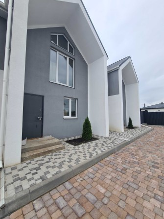 Від забудовника. Продам готовий таунхаус у селищі Святопетрівське. - фото 1