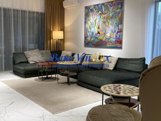 Продажа дома с ремонтом  в городке в лесу . Конча-Заспа Козин