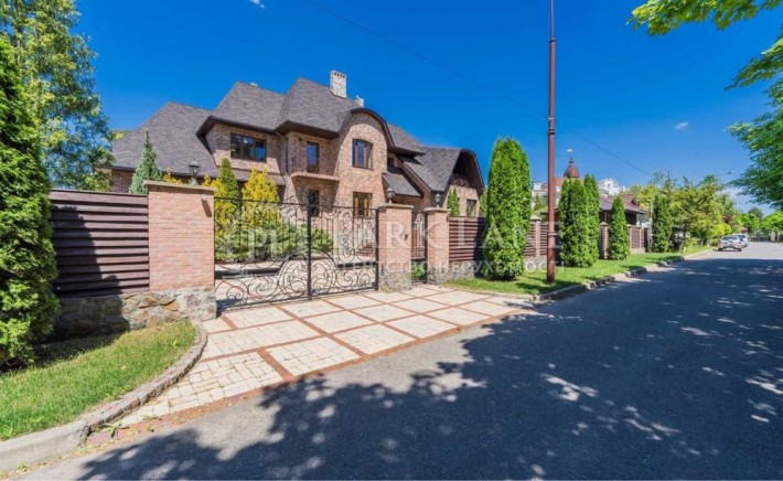 Дом в Козине в 3КГ С выходом на Днепр и частком 50 СОТОК - фото 1