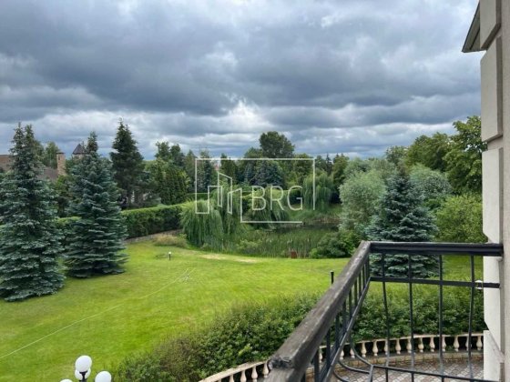 Продажа дома в коттеджном городке с выходом на Днепр 60 соток без% Козин