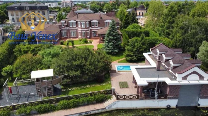 Продажа дома район Конче Заспа  с выходом на Днепр. Большая Дамба. - фото 1