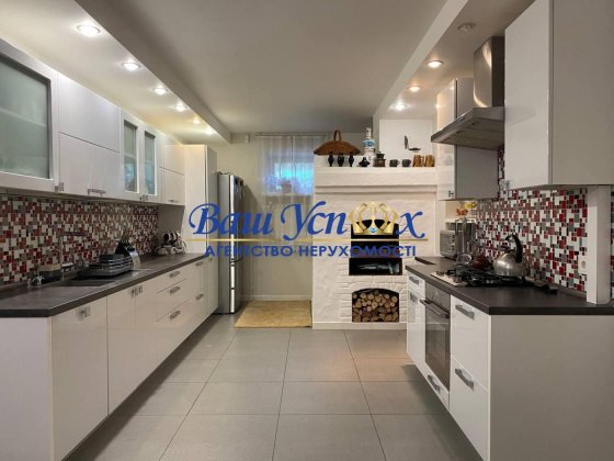 Продаж будинка возле Характер Парка.  село  Крюковщина Крюковщина