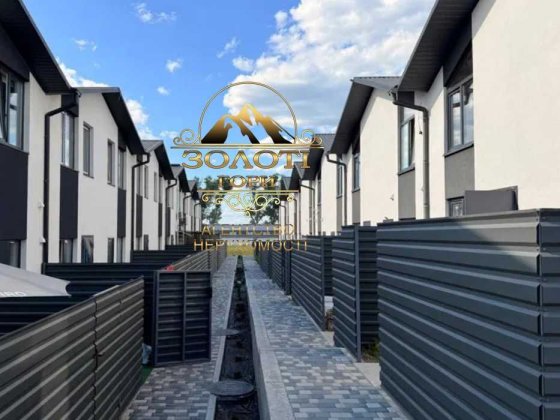 Таунхаус 48 кв.м. з ремонтом у с. Білогородка. Власне паркомісце Белогородка