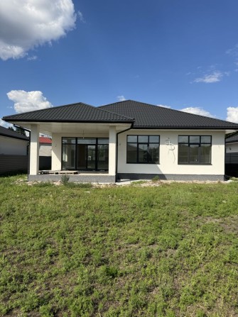 Будинок 150м2 з керамоблоку з критою терасою - фото 1