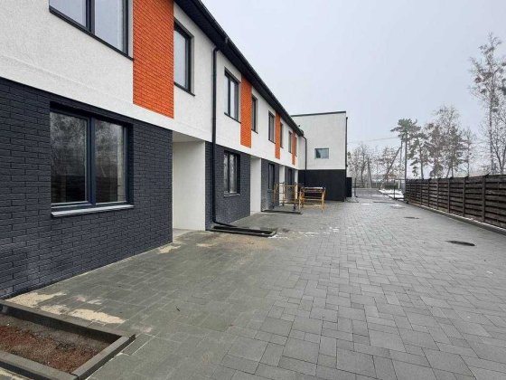 Таунхаус 95 м2 з двориком у Ворзелі Ворзель