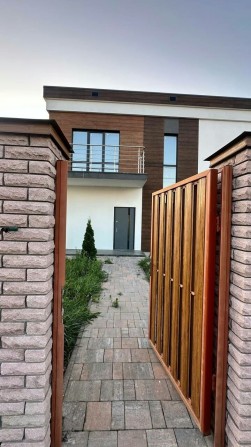 дом в коттеджном городке «Белогородка». Готов к жизни уже сегодня! - фото 1