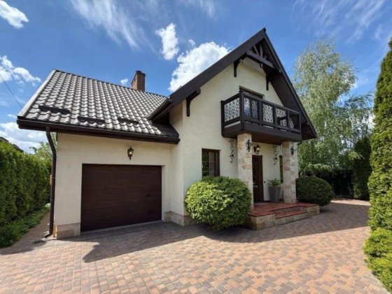 Продаётся просторный дом в коттеджном посёлке Ходосовка Ходосівка