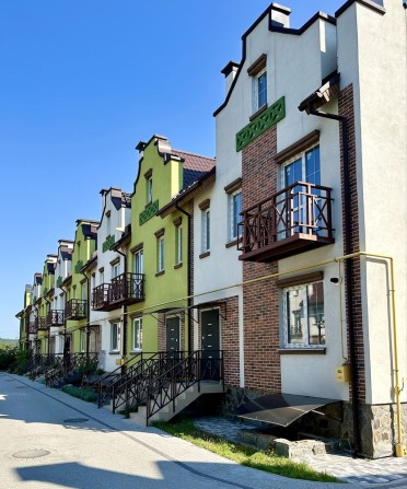 єОселя Продаж Таунхаус з бомбосховищем 180 м2 с.Ходосівка, Мануфактура - фото 1