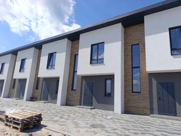 Продаж таунхаусів у закритому комплексі, Білогородка (поруч з Сільпо) - фото 1