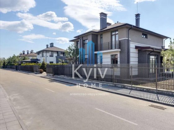 Золоче/ Новий будинок/ 363 м2/ 20 соток/ Тераса/ Озеро/ Вишеньки Вишеньки