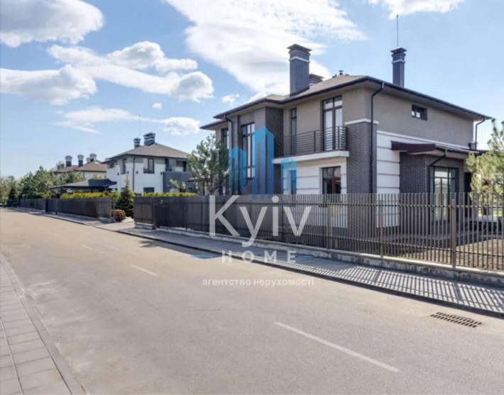 Золоче/ Новий будинок/ 363 м2/ 20 соток/ Тераса/ Озеро/ Вишеньки - фото 1