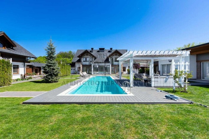 Продаж/Будинок/КиєвоСвятошинський рн/Лісники/440 м2 - фото 1