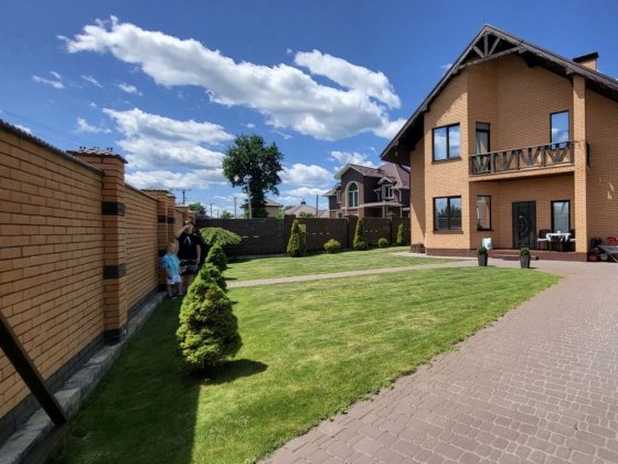 Без комісії! Цегляний дім 147 кв 4 кім 10 соток Гнідин Гнедин