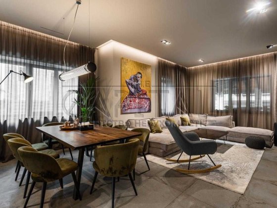 Продаж будинку з сучасним ремонтом у КМ «Підкова» (Гнідин) преміум Гнедин