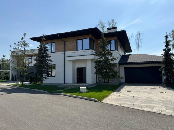 Будинок (без%) 226м² та 12 соток з виходом до води закрите КМ Осокорки Гнедин