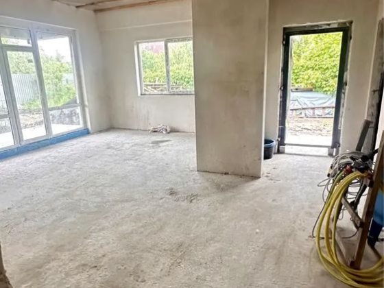 Будинок. Кт Балатон. Вул Канівська. Н Петрівці Нові Петрівці