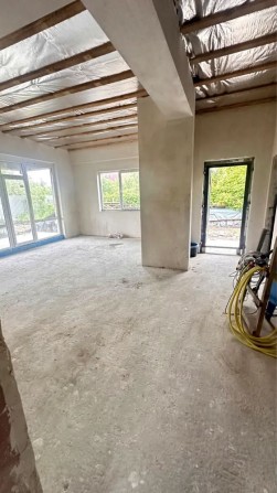 Будинок. Кт Балатон. Вул Канівська. Н Петрівці - фото 1