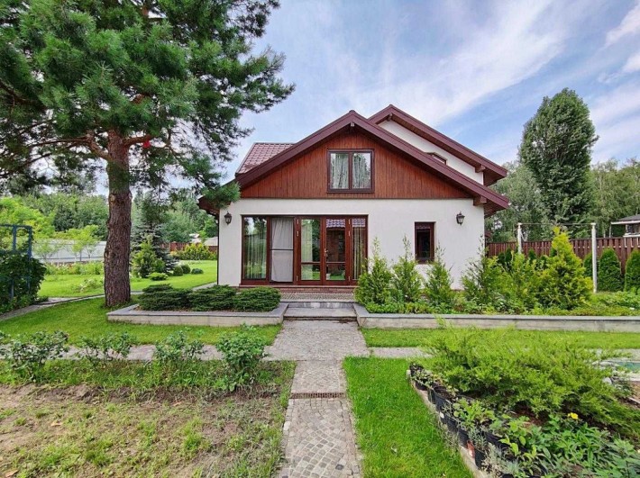 Продаж будинку з ремонтом де хочется жити! 12 соток власної ділянки! - фото 1