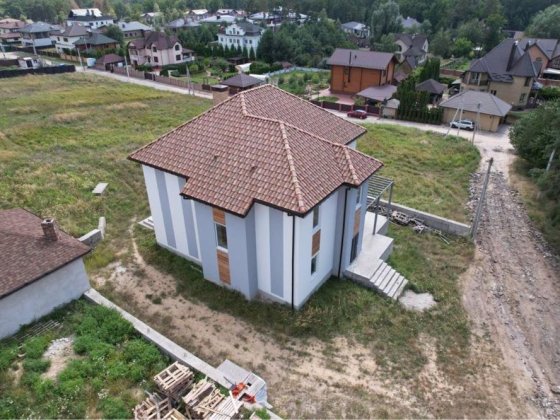 Продажа дома 261 м2 , Лесники, р-н Стежки Лісники