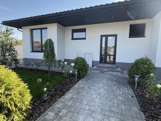Автономний будинок з ремонтом 125 м² у Гореничах на 5 сотках