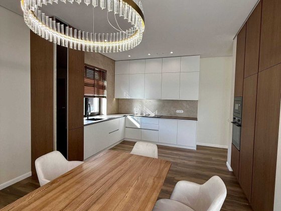 Будинок з БАСЕЙНОМ! Дизайнерський ремонт! ГАЗ Стоянка