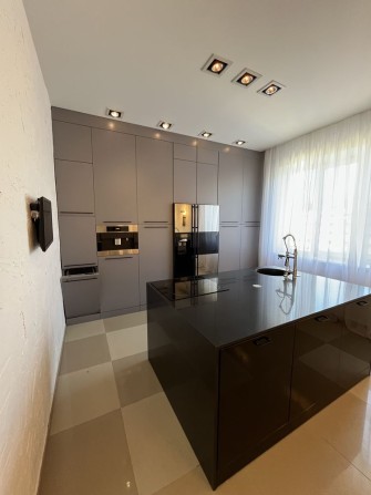 Будинок з ремонтом/400 кВм/16 соток/ Без комісії - фото 1