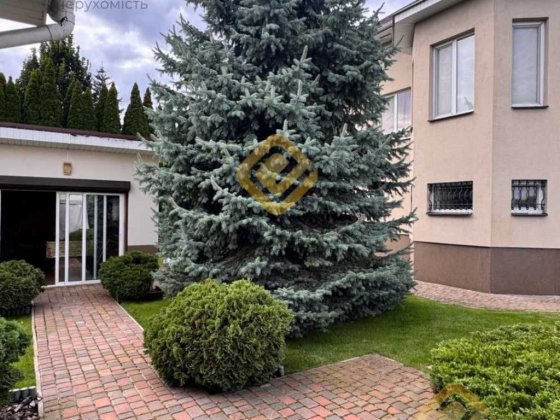 Продаж. Просторий будинок у Стоянці Стоянка