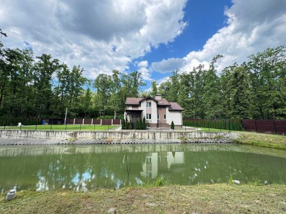 Продаж будинку Стоянка 40 соток в лісі 2 поверхи + підвал Укриття! Стоянка