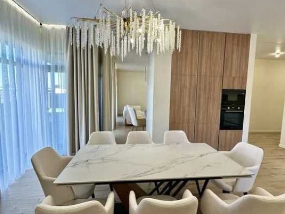 Продаж  елітного  одноповерхового БУДИНКУ 170м2 закрита територія Стоянка