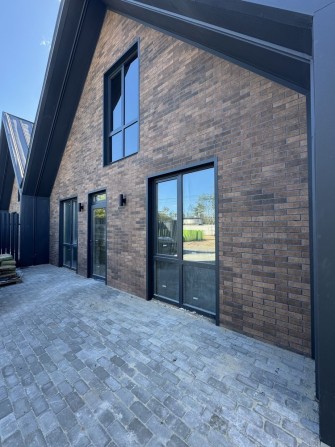 Кутовий таунхаус|до Києва 8км|газ|власний двір|без комісіі - фото 1