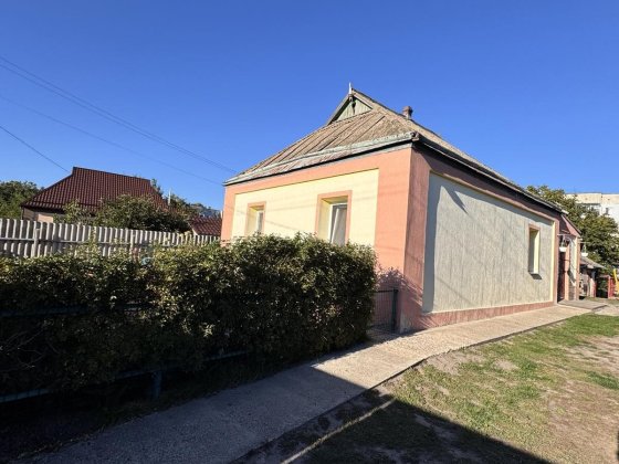 Продаж будинку м.Березань Березань