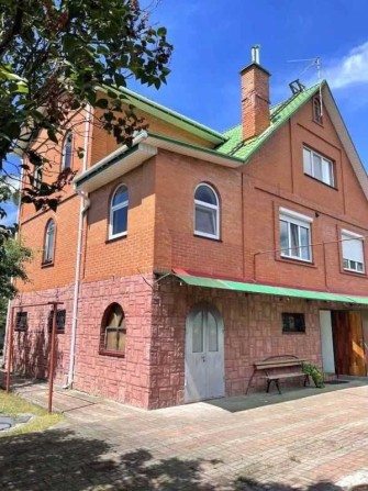 Продаж 7-кімнатного будинку, вул. Зарічна, 7, м. Березань - фото 1