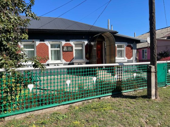 Продається частина будинку в м. Сквира, з окремим подвір'ям. Сквира