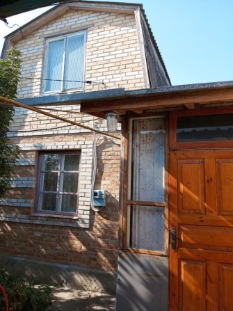 Продам дім в затишному місті Миронівка - фото 1