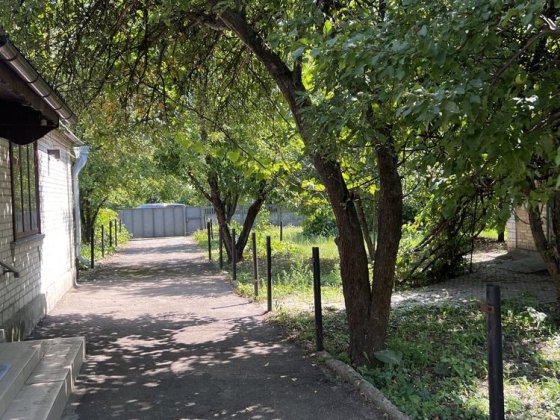 Продаж приватний будинок Миронівка велика територія Миронівка