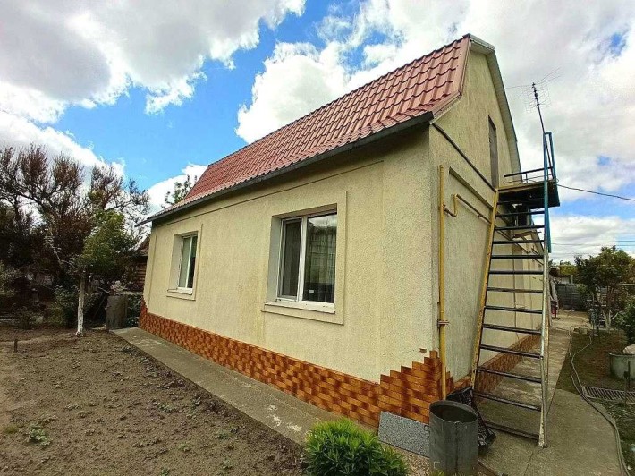 Продам жилий будинок в центрі Макарова. - фото 1