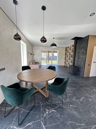 Будинок з ремонтом в Блиставиці - фото 1