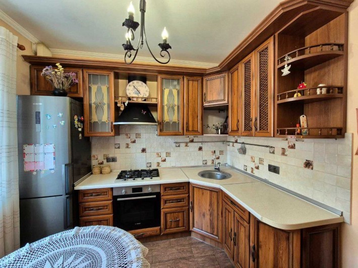 Продам будинок дуплекс з ремонтом с. Богданівка Броварський рн Бровари - фото 1