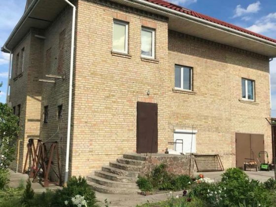 Продаж, с. Велика Солтанівка, просторий будинок в чудовому місці Великая Солтановка