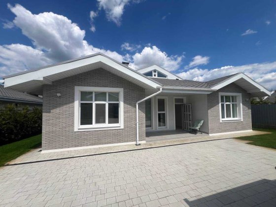 Будинок з ремонтом/ 145 кв.м/7 соток/ ліс/Бобриця/без комісії Бобрица