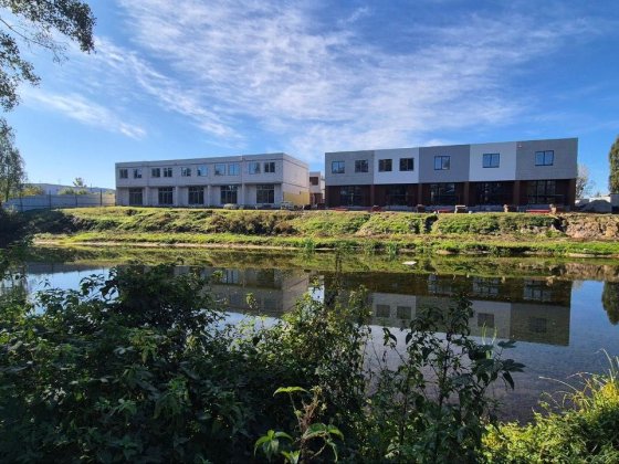 КМ Плескіт с.Горенка, від забудовника, є розтермінування та еОселя Горенка